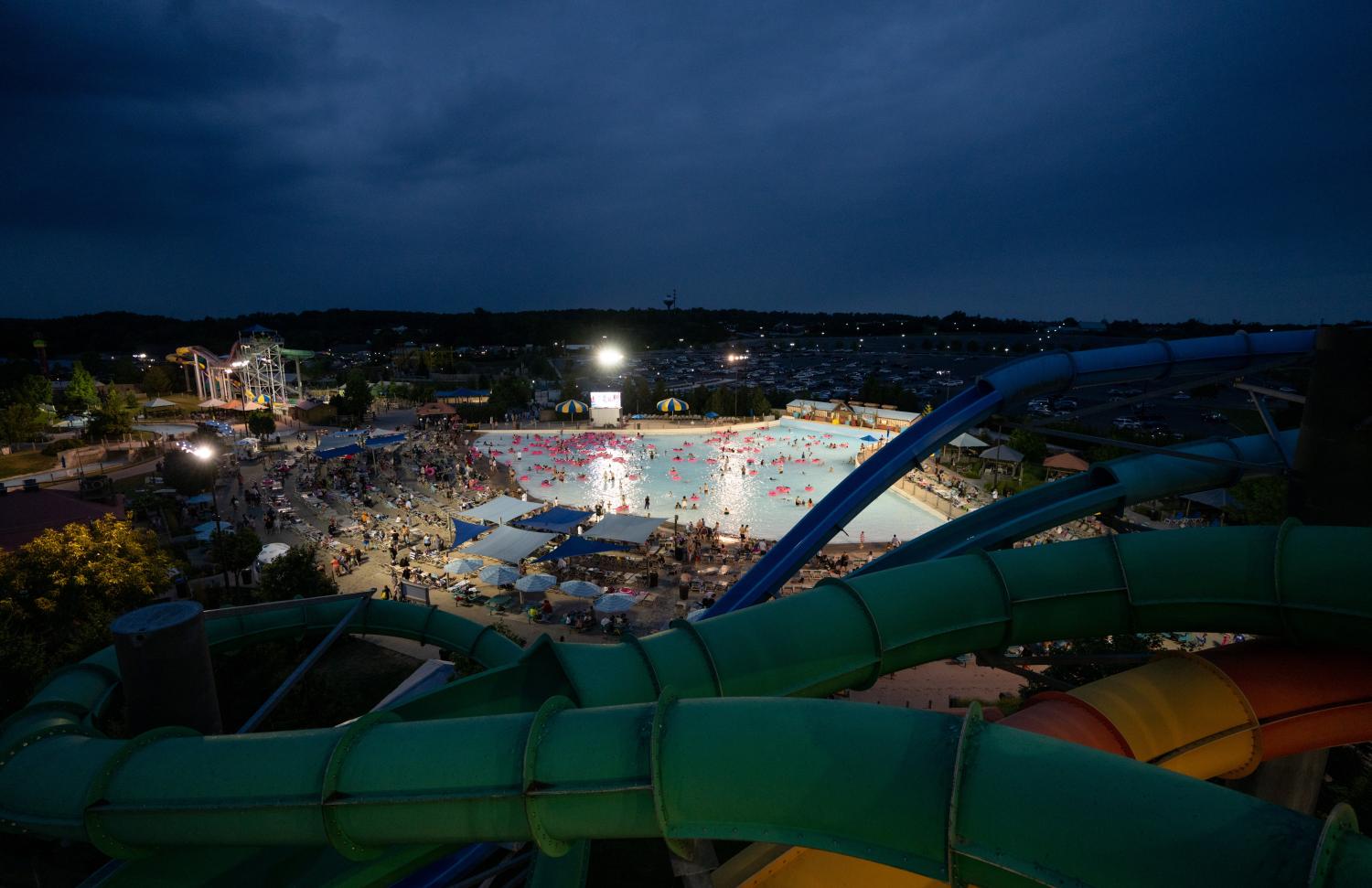 ZOOMBEZI BAY SUMMER NIGHTS | Zoombezi Bay